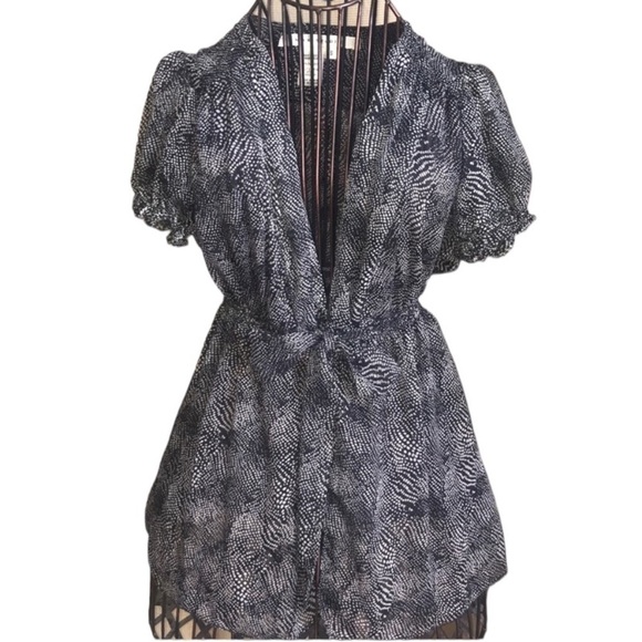 Max Studio black and white sheer tie front top - Picture 1 of 7